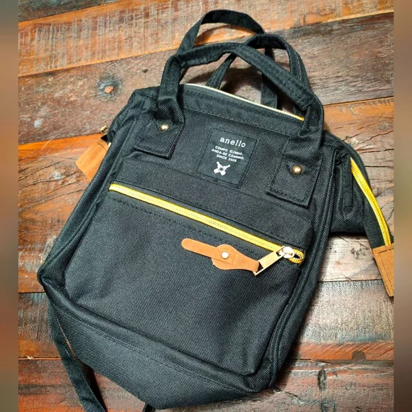 Anello sling bag black new arrivals